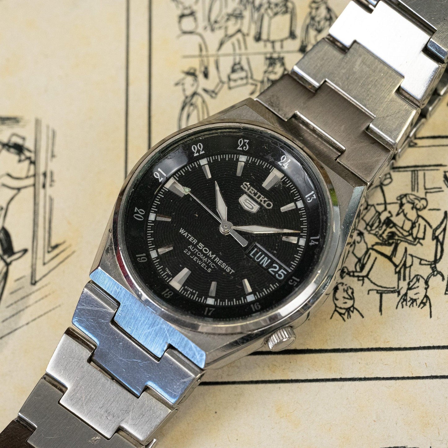 Seiko 5 7S26-3100 vintage watch