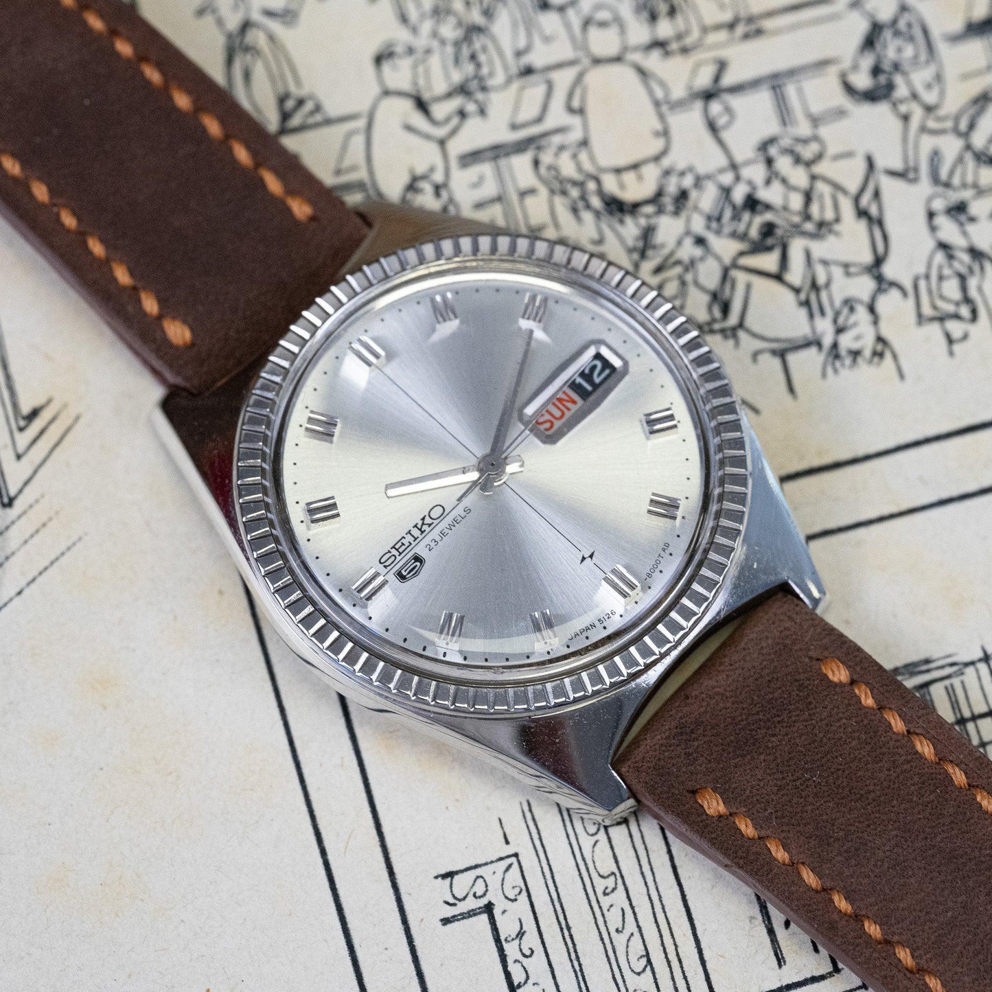 Vintage Seiko 5 5126-8030 watch