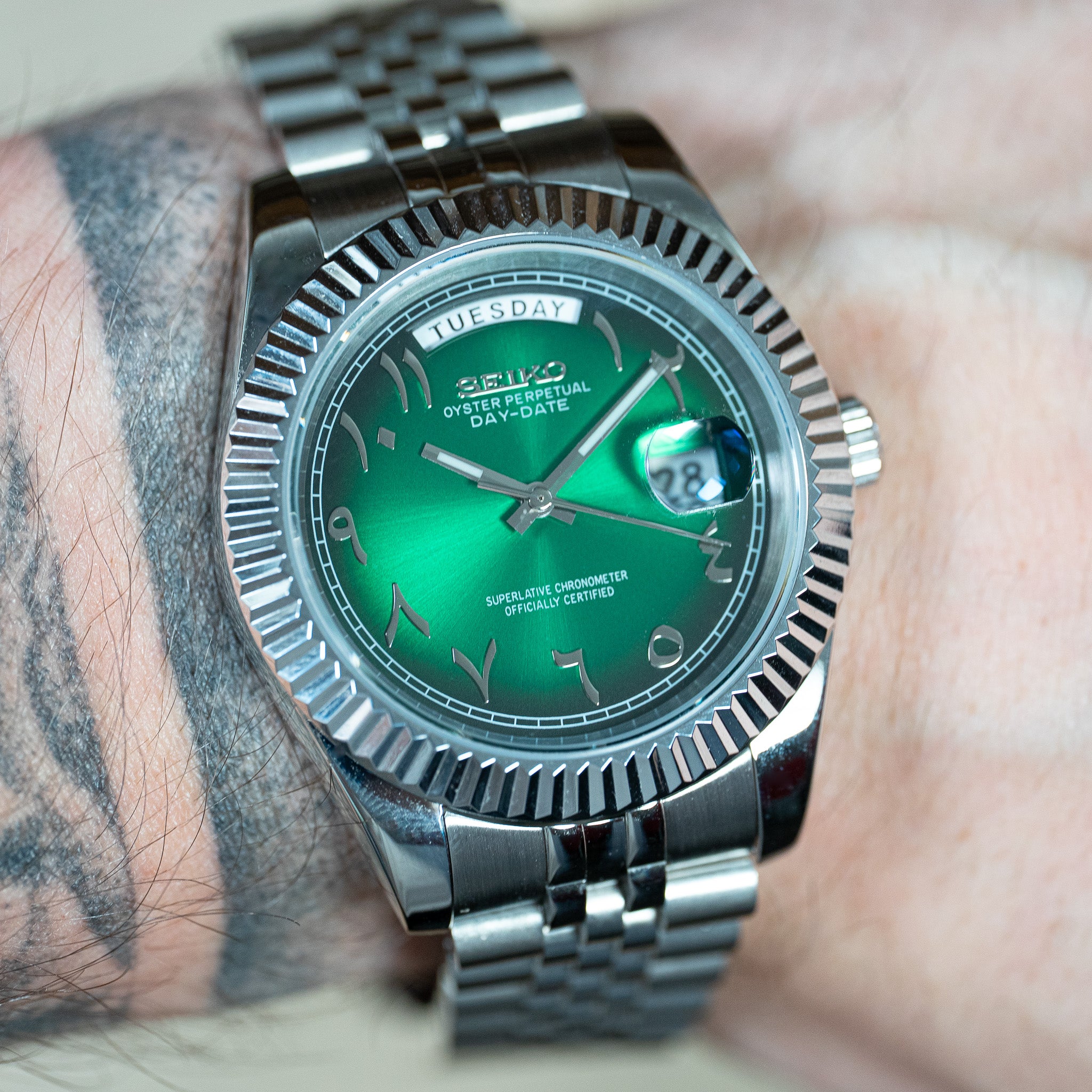 DAY DATE ARABIC VERT DARK - MONTRE A PAPY - Montre automatique seiko mod