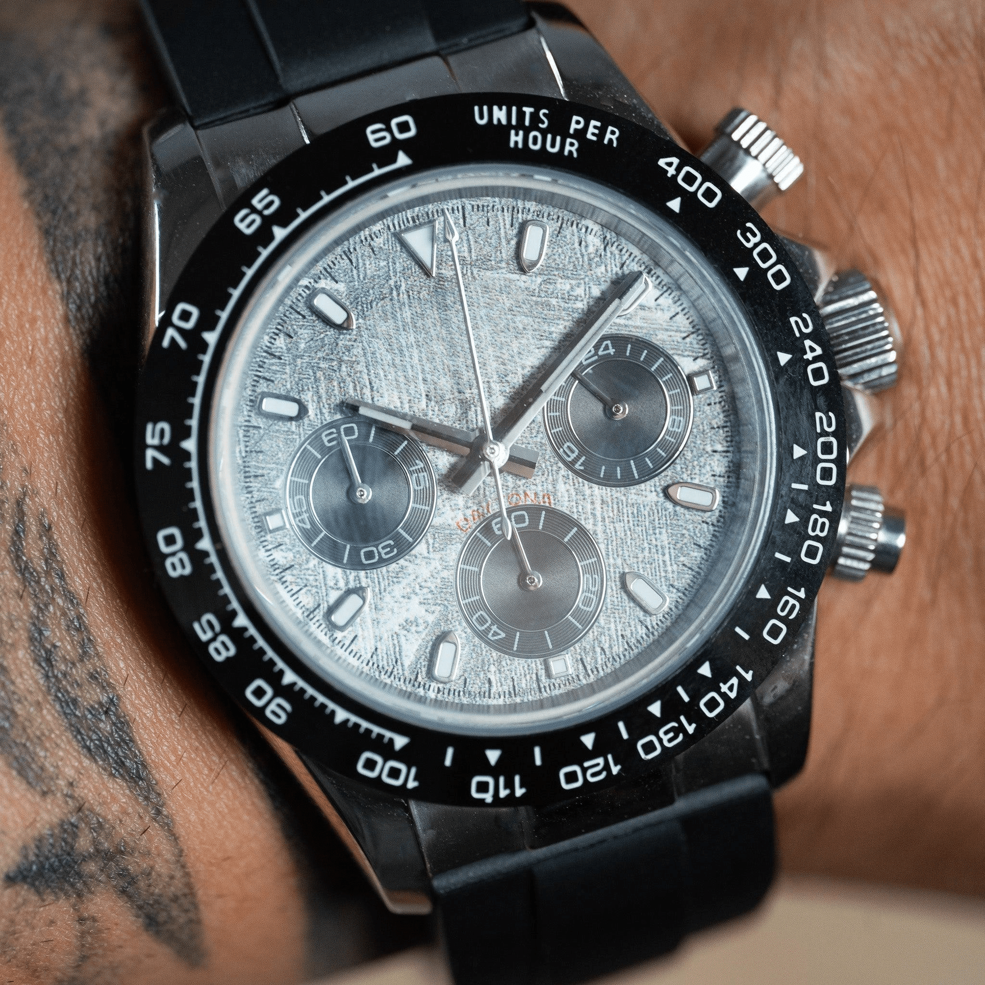 MOD DAYTONA - METEOR RUBBER VK63 - MONTRE A PAPY - Montre automatique seiko mod avec