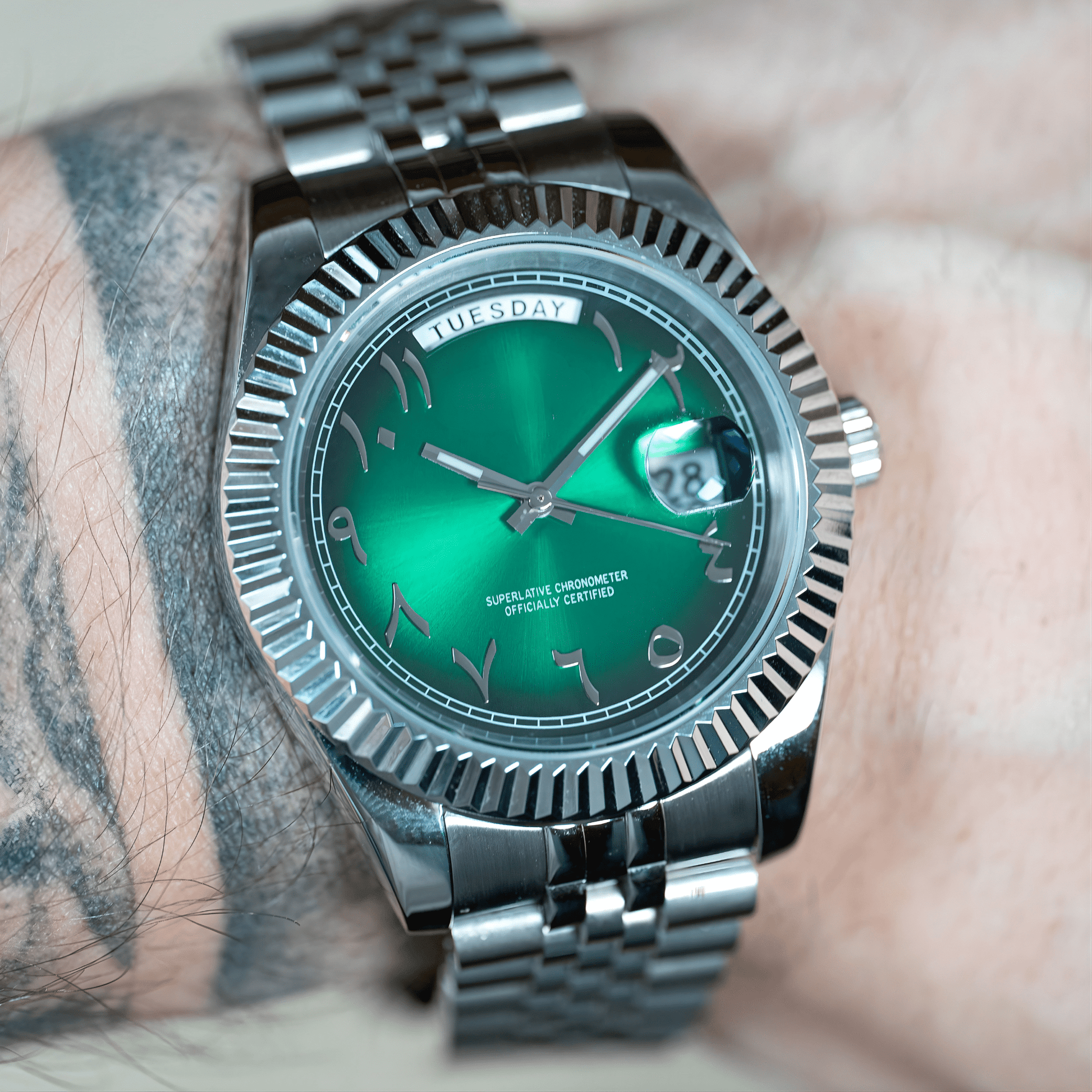 DAY DATE ARABIC VERT DARK - MONTRE A PAPY - Montre automatique seiko mod avec