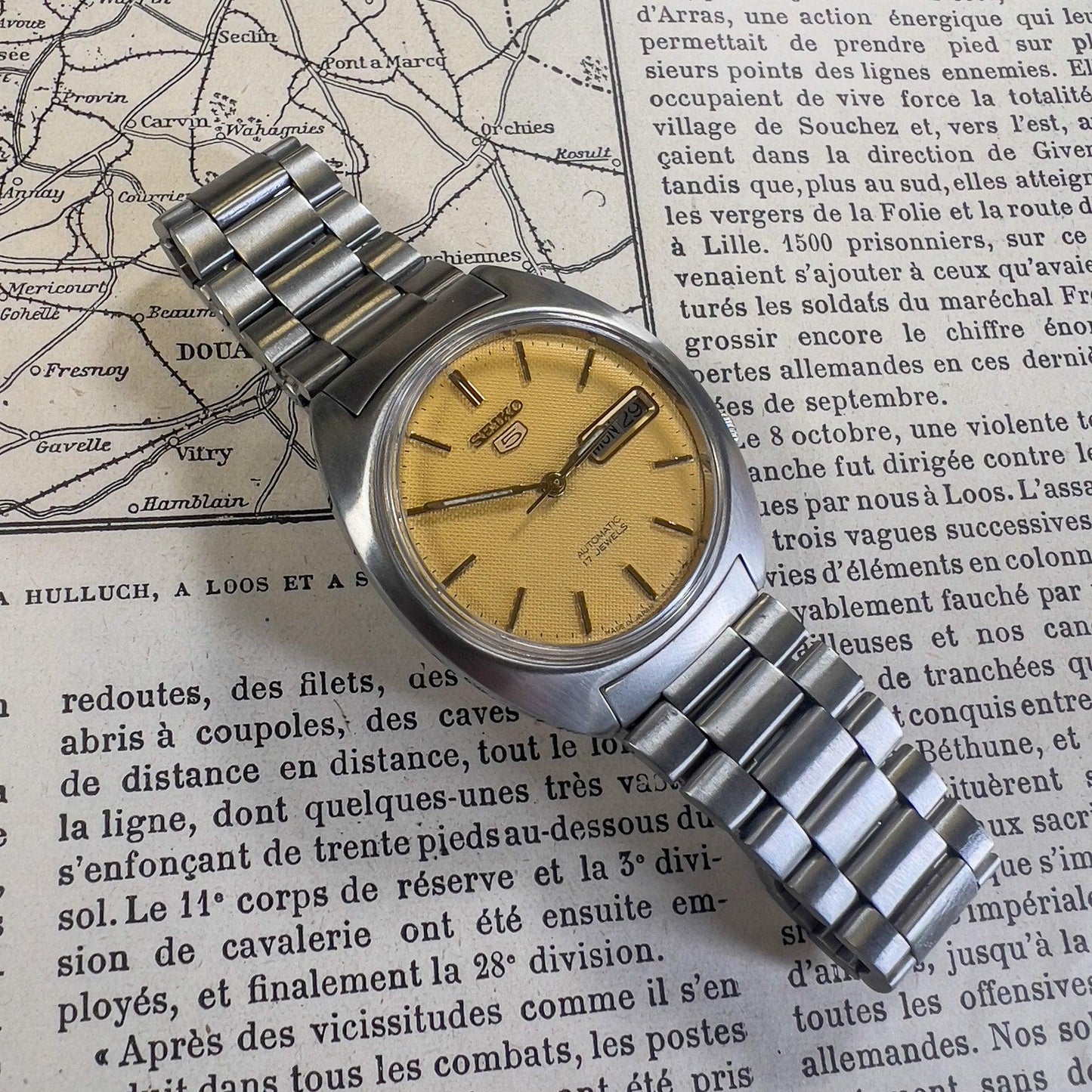 Seiko 7S26-01V0 vintage watch