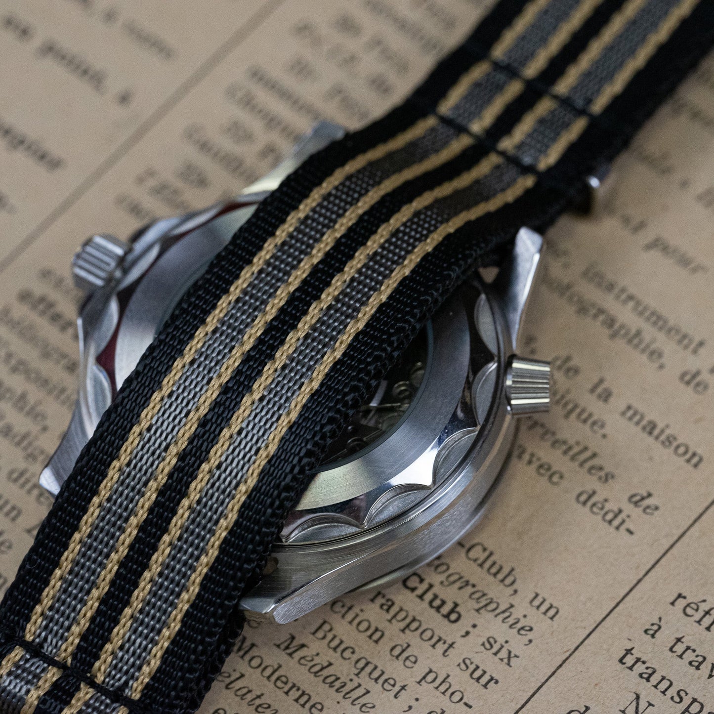 MOD SEAMASTER - 007 JAMES BOND - MONTRE A PAPY - Montre automatique seiko mod avecmilanais