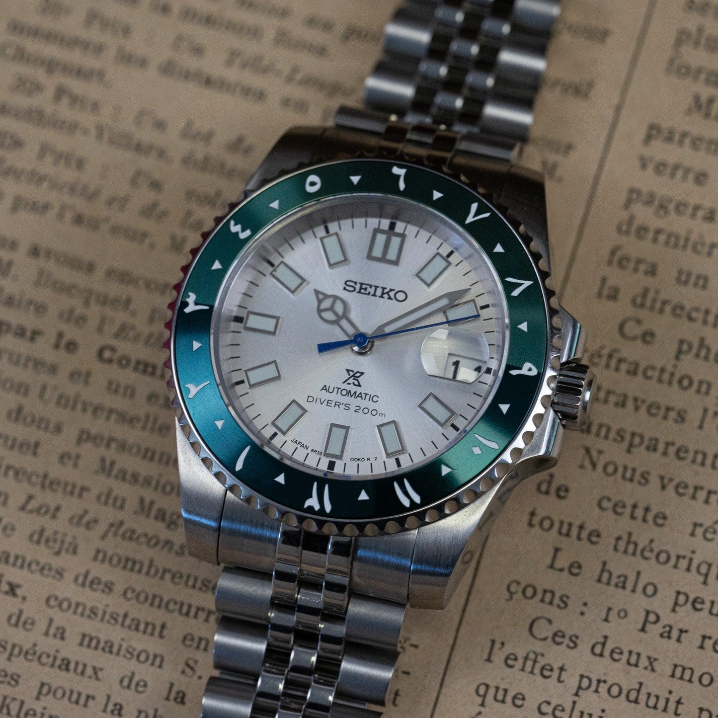 MOD GMT - WHITE ARABIC GREEN - MONTRE A PAPY - Montre automatique seiko mod Jubilee